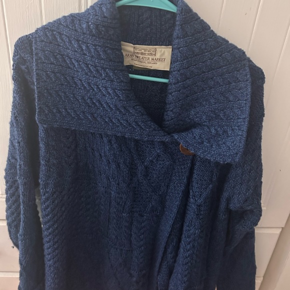 Authentic Irish Women's Navy Blue Sweater w/Open Front and Long Sleeves Lined - Picture 10 of 10